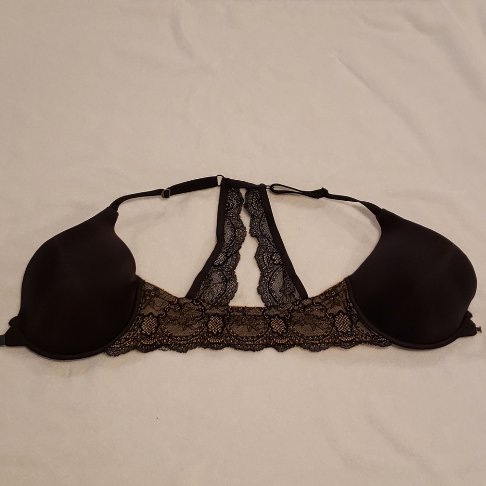 Front clasp racerback bra